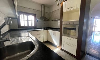 Casa en venta en Villa Cramer