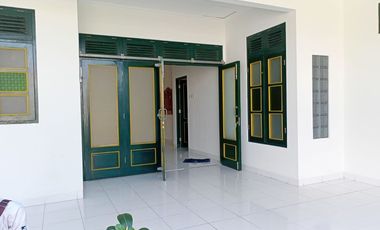 Rumah Dalam Benteng Kecamatan Keraton Akses Bagus