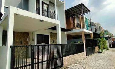 Rumah Syariah 2 Lantai Murah,Bergaransi 10 Th dekat Stasiun Kota Mojokerto