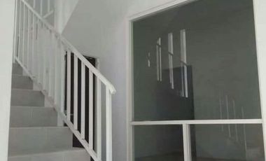 Rumah Syariah 2 Lantai Murah,Bergaransi 10 Th dekat Stasiun Kota Mojokerto