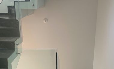 CASA RESIDENCIAL EN VENTA CON ROOF GARDEN