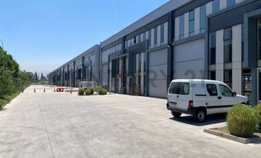 BODEGA EN VENTA CON OFICINAS HABILITADAS