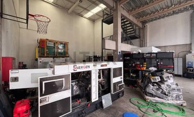 BODEGA EN VENTA CON OFICINAS HABILITADAS