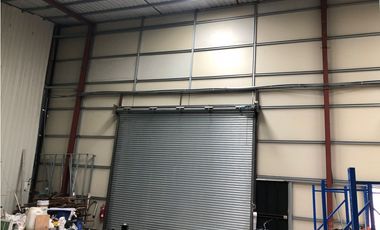 Alquilo galera en tocumen 125mts $ 1100