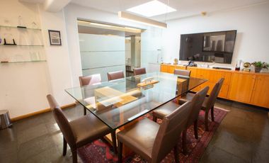 Atención Inversionistas!!Estupendo Local Comercial con renta vigente en el Golf