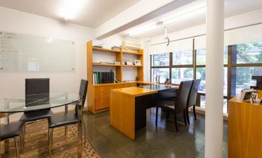 Atención Inversionistas!!Estupendo Local Comercial con renta vigente en el Golf