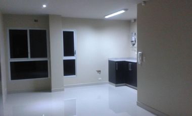 SE ALQUILA DEPARTAMENTO EN LOMAS DE URDESA