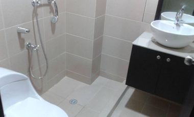 SE ALQUILA DEPARTAMENTO EN LOMAS DE URDESA