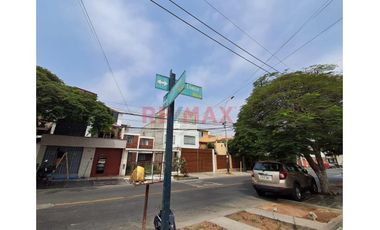 🔥🏡 ¡Venta De Casa En Santiago De Surco – Urb. Sagitario (Jirón Diana) ! 🏡🔥