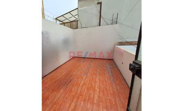 🔥🏡 ¡Venta De Casa En Santiago De Surco – Urb. Sagitario (Jirón Diana) ! 🏡🔥