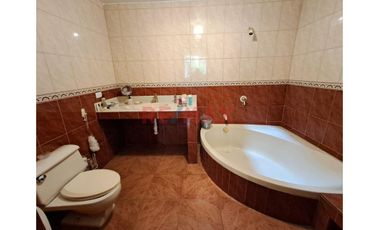 🔥🏡 ¡Venta De Casa En Santiago De Surco – Urb. Sagitario (Jirón Diana) ! 🏡🔥