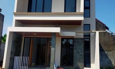 Rumah Dijual 2 Lantai Di Kota Depok Dekat Ke Universitas Indonesia UI Nego Sampai Deal