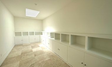 Casa en con Alberca y Cine en Venta Colinas de San Javier, Guadalajara, Jalisco.