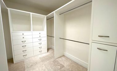 Casa en con Alberca y Cine en Venta Colinas de San Javier, Guadalajara, Jalisco.