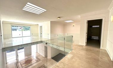 Casa en con Alberca y Cine en Venta Colinas de San Javier, Guadalajara, Jalisco.