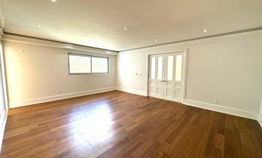 Casa en con Alberca y Cine en Venta Colinas de San Javier, Guadalajara, Jalisco.