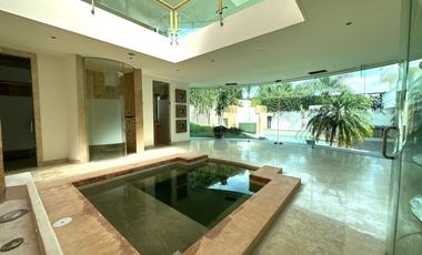Casa en con Alberca y Cine en Venta Colinas de San Javier, Guadalajara, Jalisco.