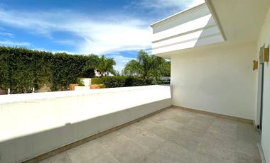 Casa en con Alberca y Cine en Venta Colinas de San Javier, Guadalajara, Jalisco.