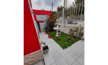 HERMOSA CASA AMERICANA