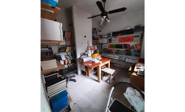 HERMOSA CASA AMERICANA