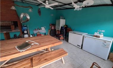 HERMOSA CASA AMERICANA