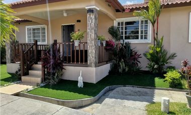 VENTA DE CASA LAS LAJAS PH VILLAS DE ENSUEÑO (GS)