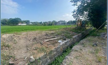 Villa Modern, ada Rumah Induk Serta Joglo. Bisa Nego di Prambanan