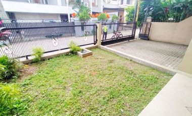 Di Sewakan Rumah Mewah Siap Huni 5 Kamar di Antapani, Bandung