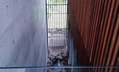 RUMAH EKSKLUSIF at Jl. JATI PADANG, PEJATEN JAKSEL T/B. 450/350 (DIJUAL)