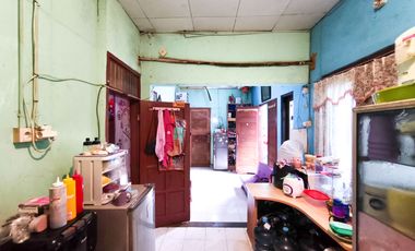 Rumah Hadap Selatan Luas 15 Mnt ke Mandaya Royal Hospital Puri J-42654