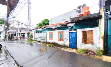 Rumah Hadap Selatan Luas 15 Mnt ke Mandaya Royal Hospital Puri J-42654