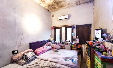 Rumah Hadap Selatan Luas 15 Mnt ke Mandaya Royal Hospital Puri J-42654