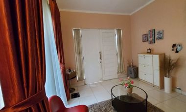 Dijual Rumah Hook Terawat di Sektor 9 - WD 4449 BR