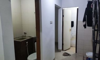 DISEWAKAN !! Rumah Siap Huni Jalan 2 Mobil di Janur Kuning , Bisa Nego