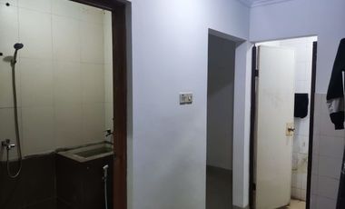 DISEWAKAN !! Rumah Siap Huni Jalan 2 Mobil di Janur Kuning , Bisa Nego