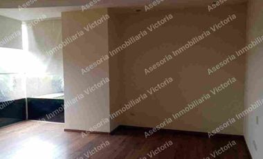 Venta en Urbanización Tenis Club  Condominio Rio Porto.