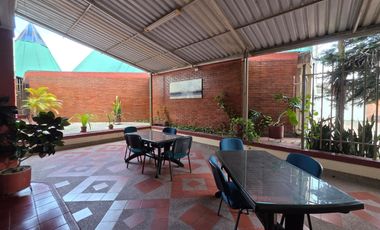 edificio en venta en granada. Cod V9763800