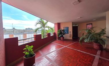 edificio en venta en granada. Cod V9763800