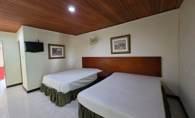 edificio en venta en granada. Cod V9763800