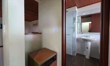edificio en venta en granada. Cod V9763800