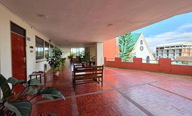 edificio en venta en granada. Cod V9763800