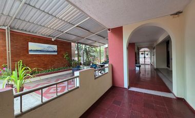 edificio en venta en granada. Cod V9763800