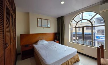 edificio en venta en granada. Cod V9763800