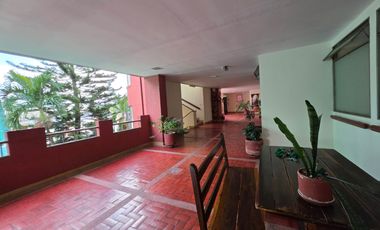 edificio en venta en granada. Cod V9763800