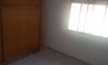 PROPIEDAD PLANTA ALTA DE 3 AMB CON PATIO TERRAZA