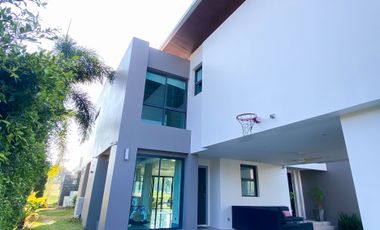 5 Bedroom Villa for sale at Laguna Homes