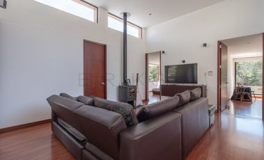 casa en venta en la calera. Cod V6379