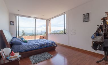 casa en venta en la calera. Cod V6379