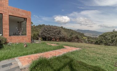 casa en venta en la calera. Cod V6379