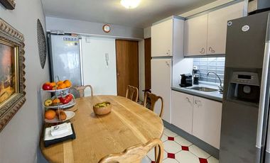 Departamento en venta de 3 dorm. en Vitacura